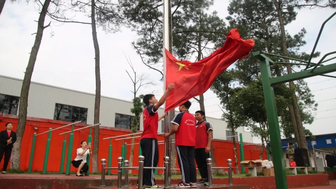 1726046881131289.jpg 1726046881131289.jpg