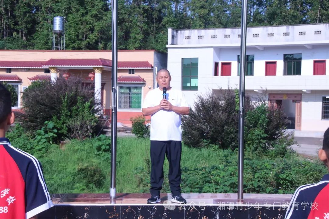 1727146274124034.jpg 1727146274124034.jpg