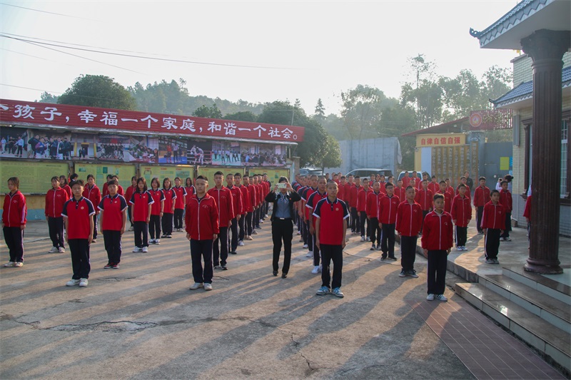 1740643572109593.jpg IMG_4951.jpg