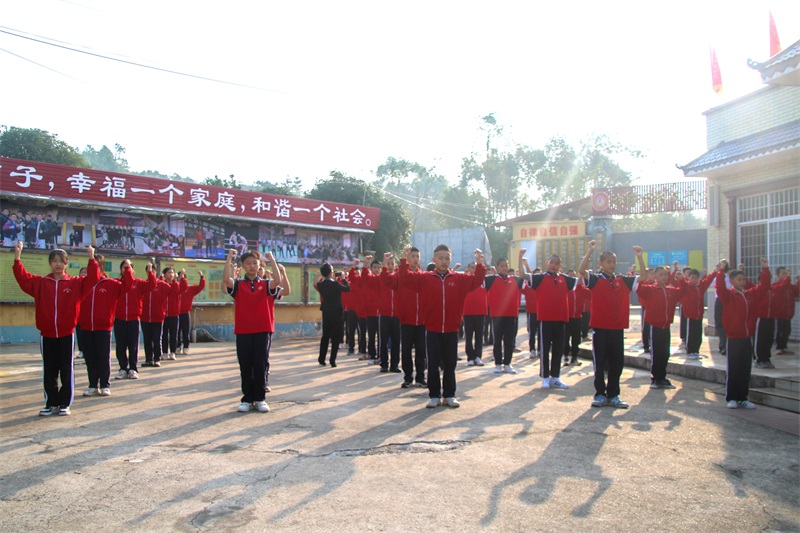 1740643588523567.jpg IMG_4999.jpg